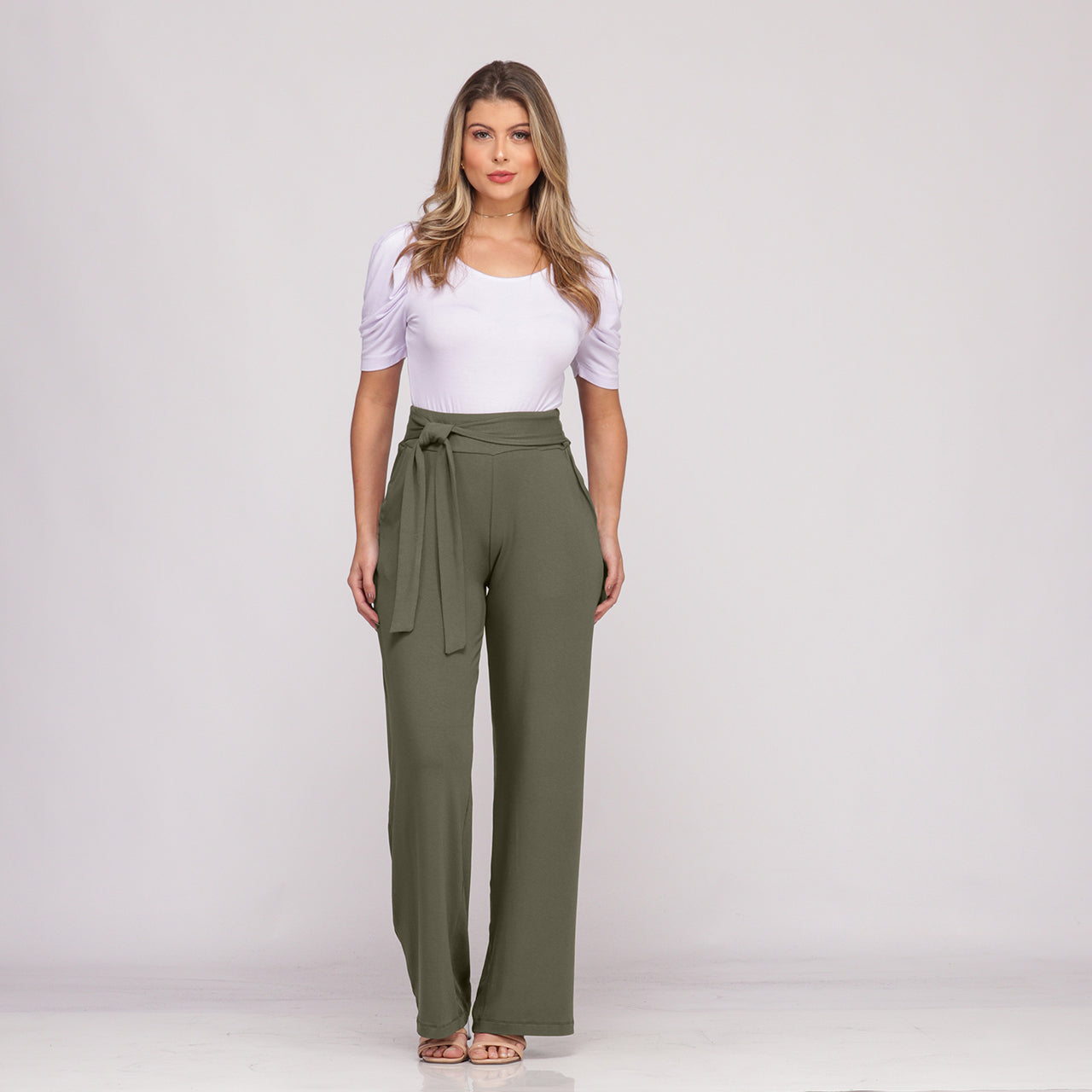 Calça Pantalona Cós largo Bolsos BBonnie Sheila Verde Militar