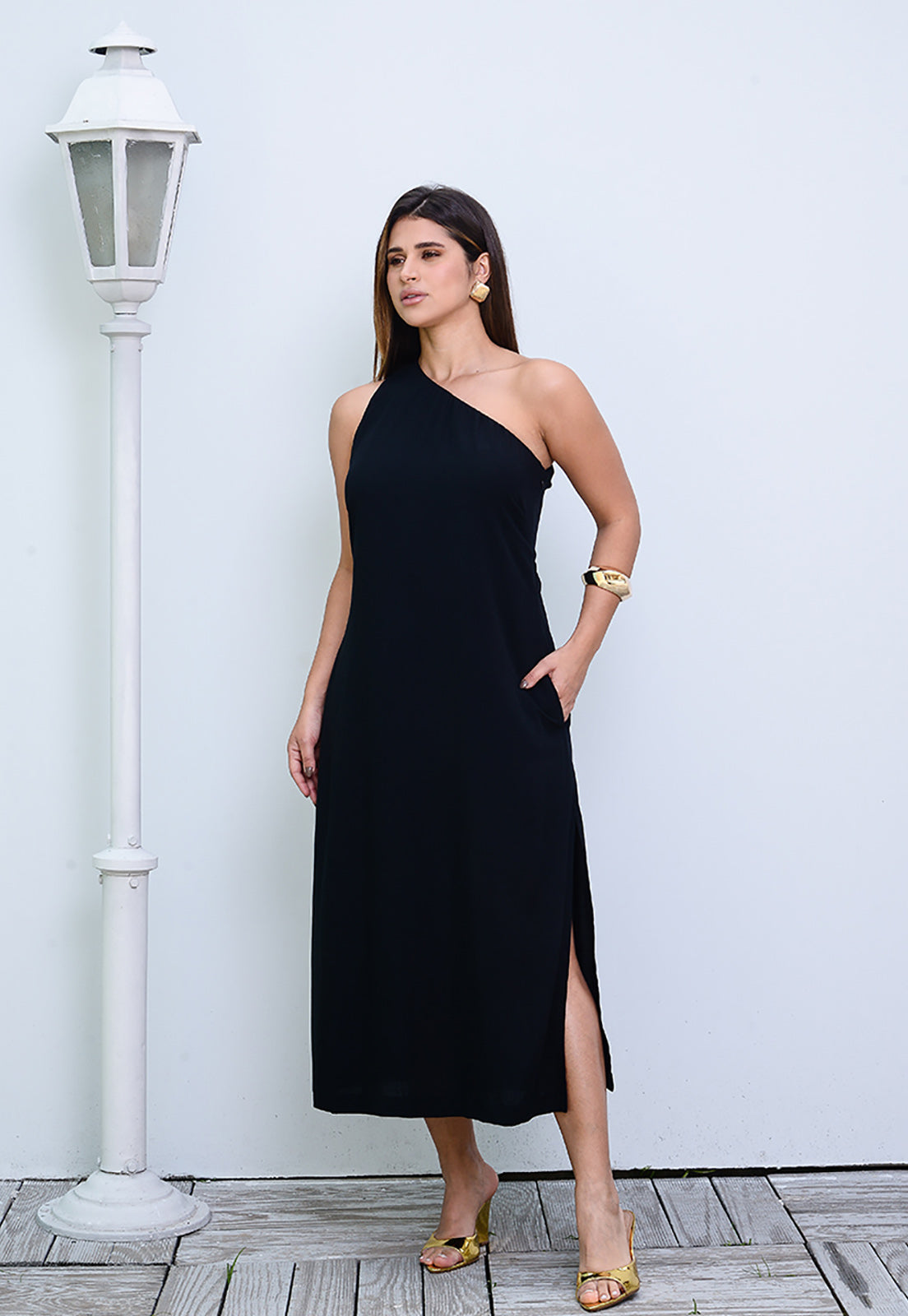 Vestido Midi Ombro Só BBonnie Leticia Preto