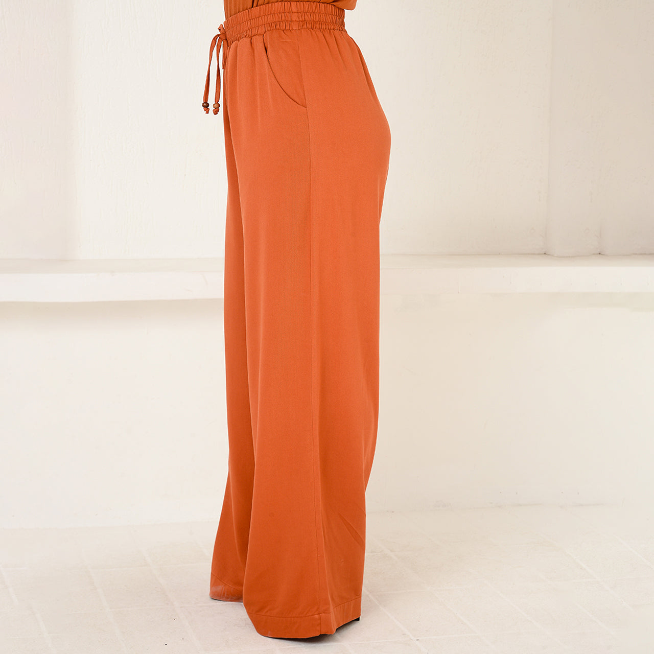 Calça Pantalona em Viscose BBonnie Manu Terra