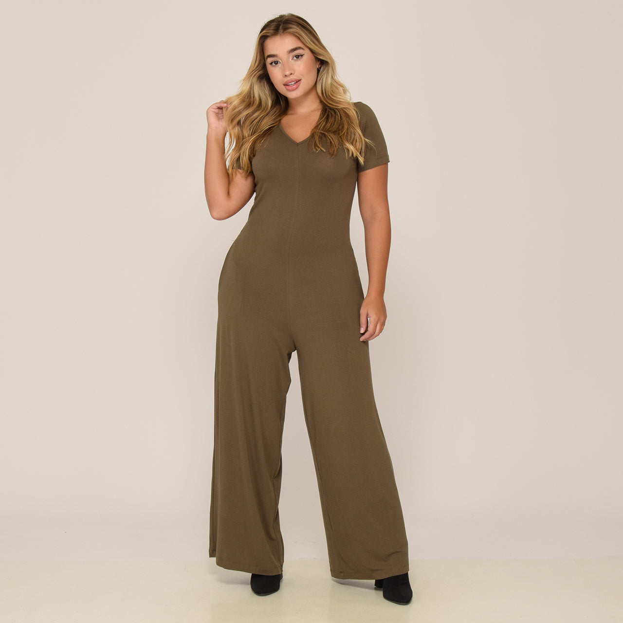 Macacão Pantalona M/C Bolsos BBonnie Esther Verde Militar