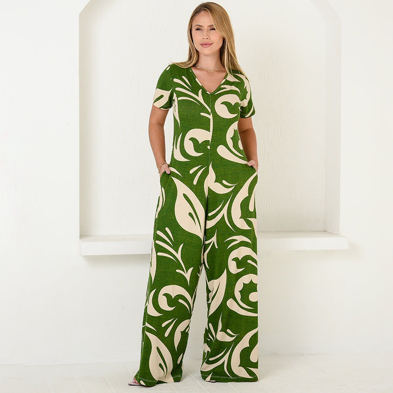 Macacão Pantalona M/C Bolsos BBonnie Esther Estampados