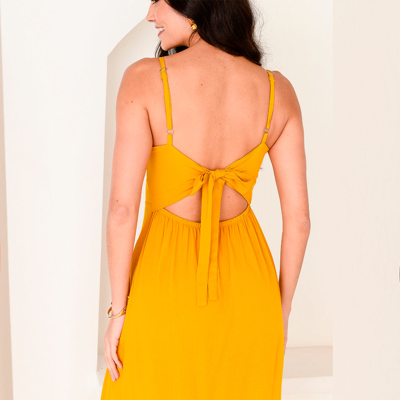 Vestido Longo com Decote nas Costas e Babado BBonnie Anelise