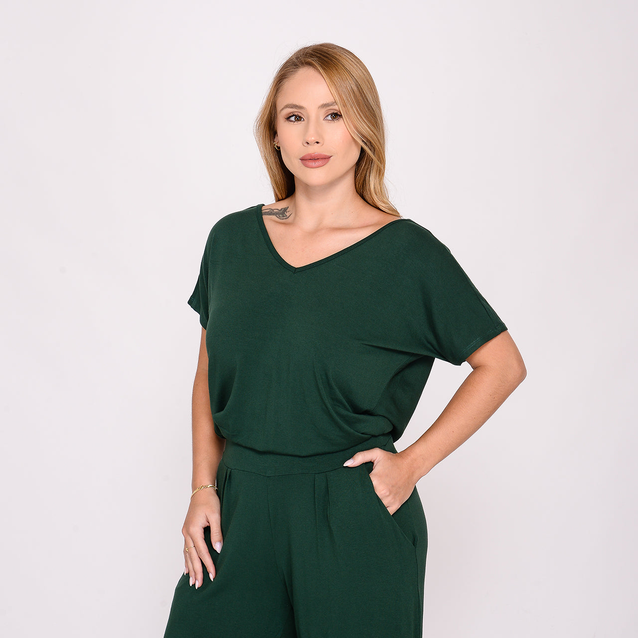 Macacão Feminino C/ Decote Nas Costas BBonnie Cecília Verde Musgo
