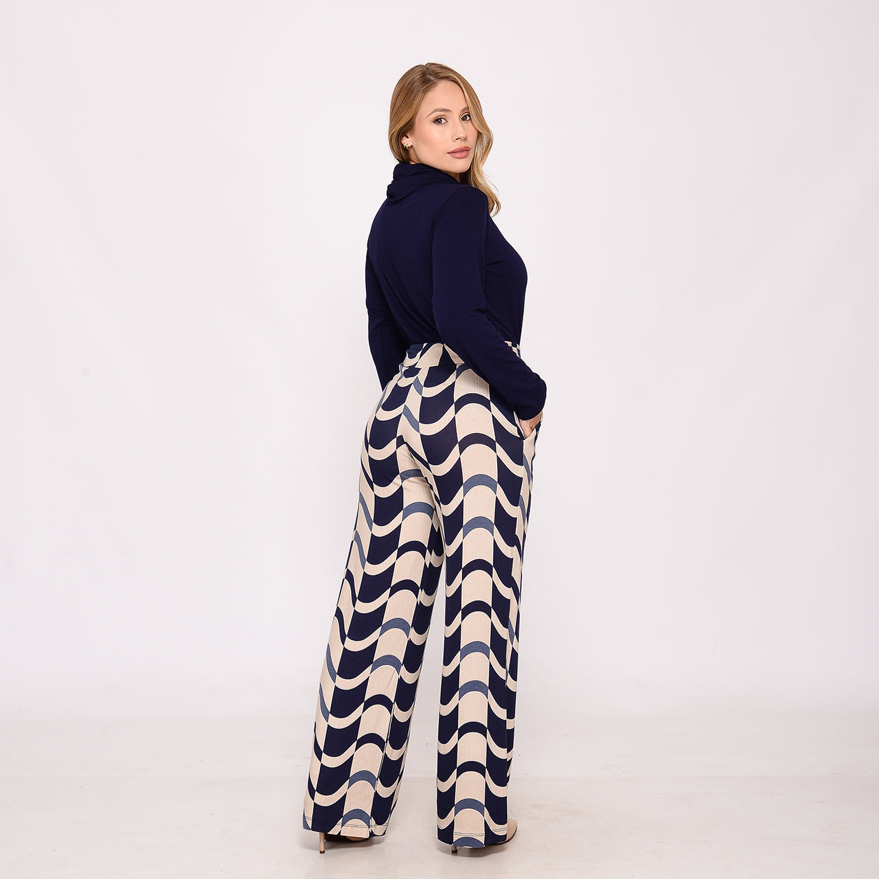 Calça Pantalona Cós Largo com Bolsos BBonnie Sheila Estampados B'Bonnie