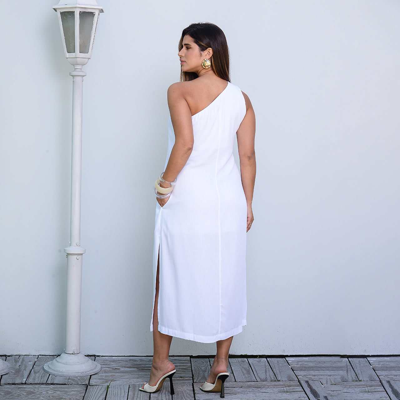 Vestido Midi Ombro Só BBonnie Leticia Branco