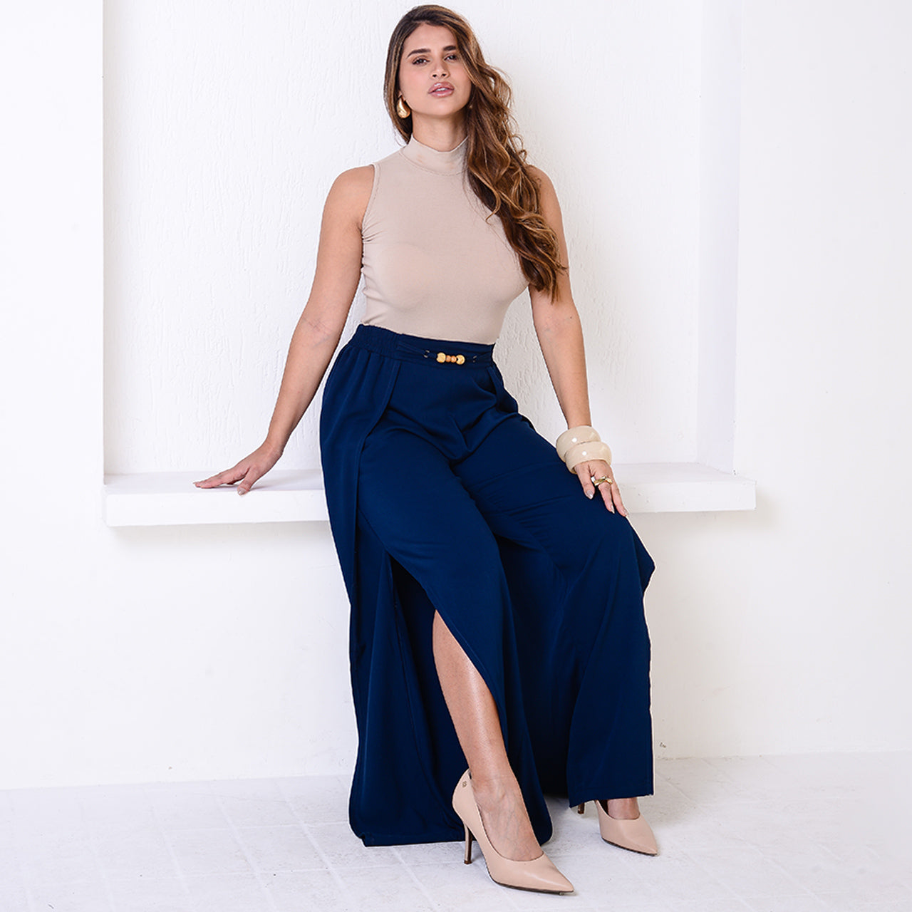 Calça Pantalona com Fenda na Frente BBonnie Paola Azul Marinho