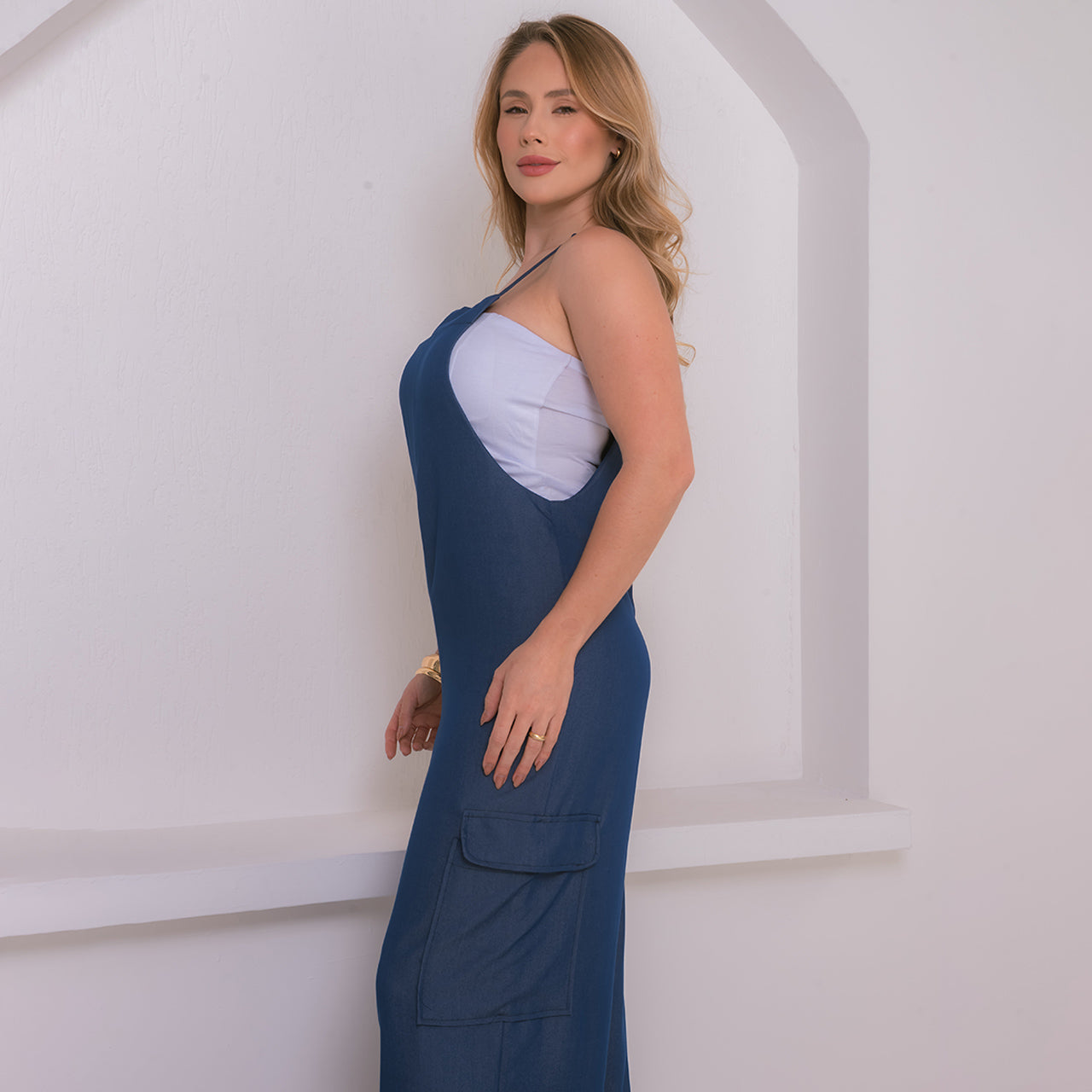 Jardineira de Viscose com Bolsos BBonnie Liz Azul Jeans