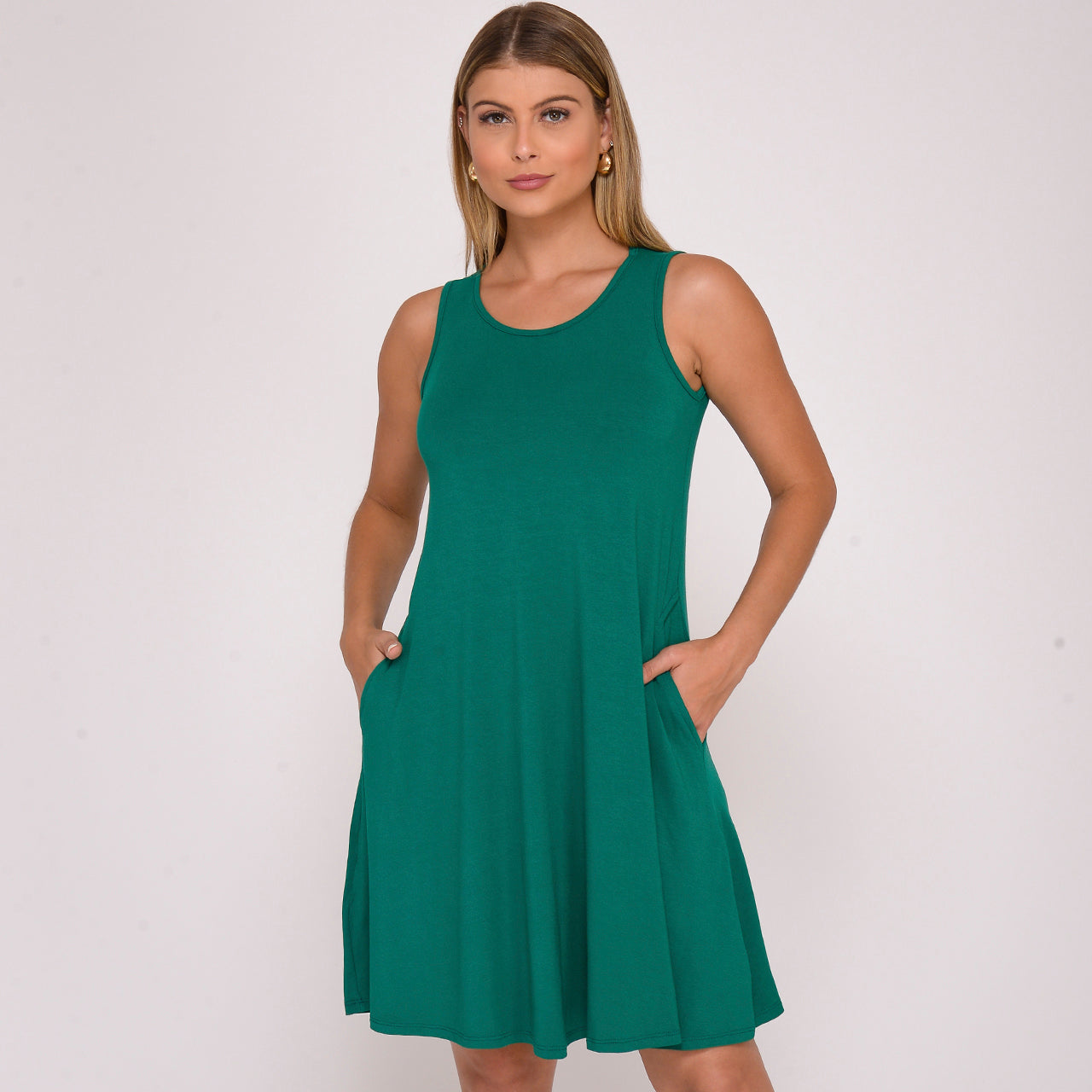 Vestido Curto Trapézio Sem Manga BBonnie Sophia
