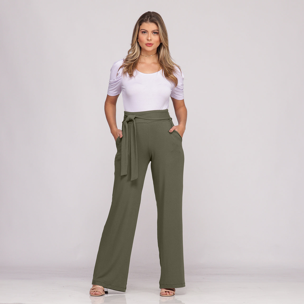 Calça Pantalona Cós largo Bolsos BBonnie Sheila Verde Militar