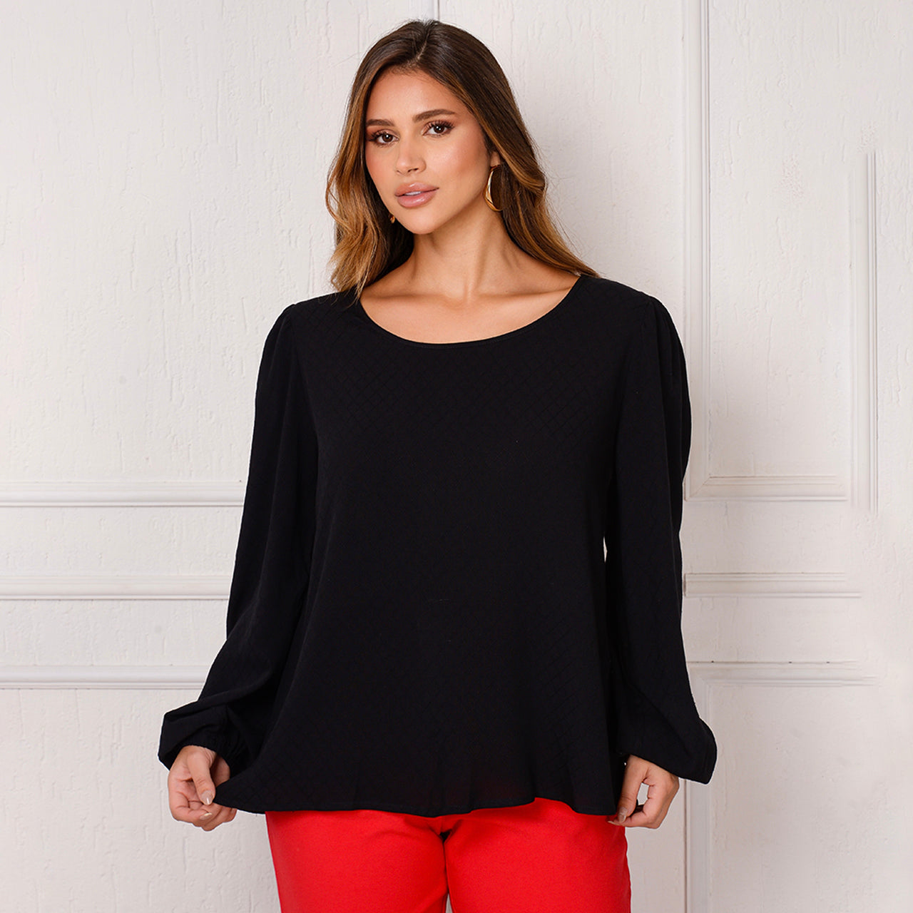 Blusa Bata Decote Redondo BBonnie Vânia B'Bonnie