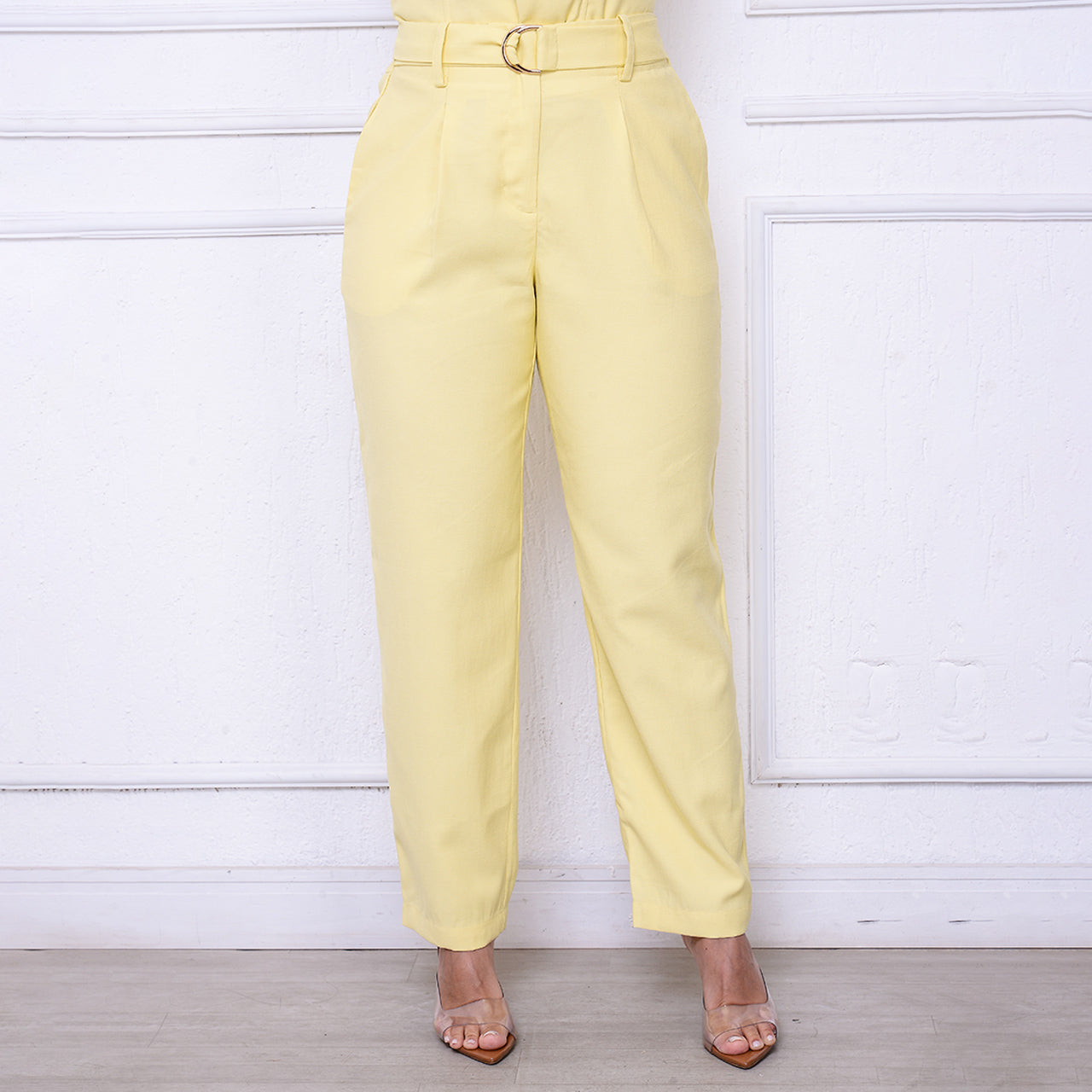 Calça Mirela BBonnie – Alfaiataria Sensorial com Cinto