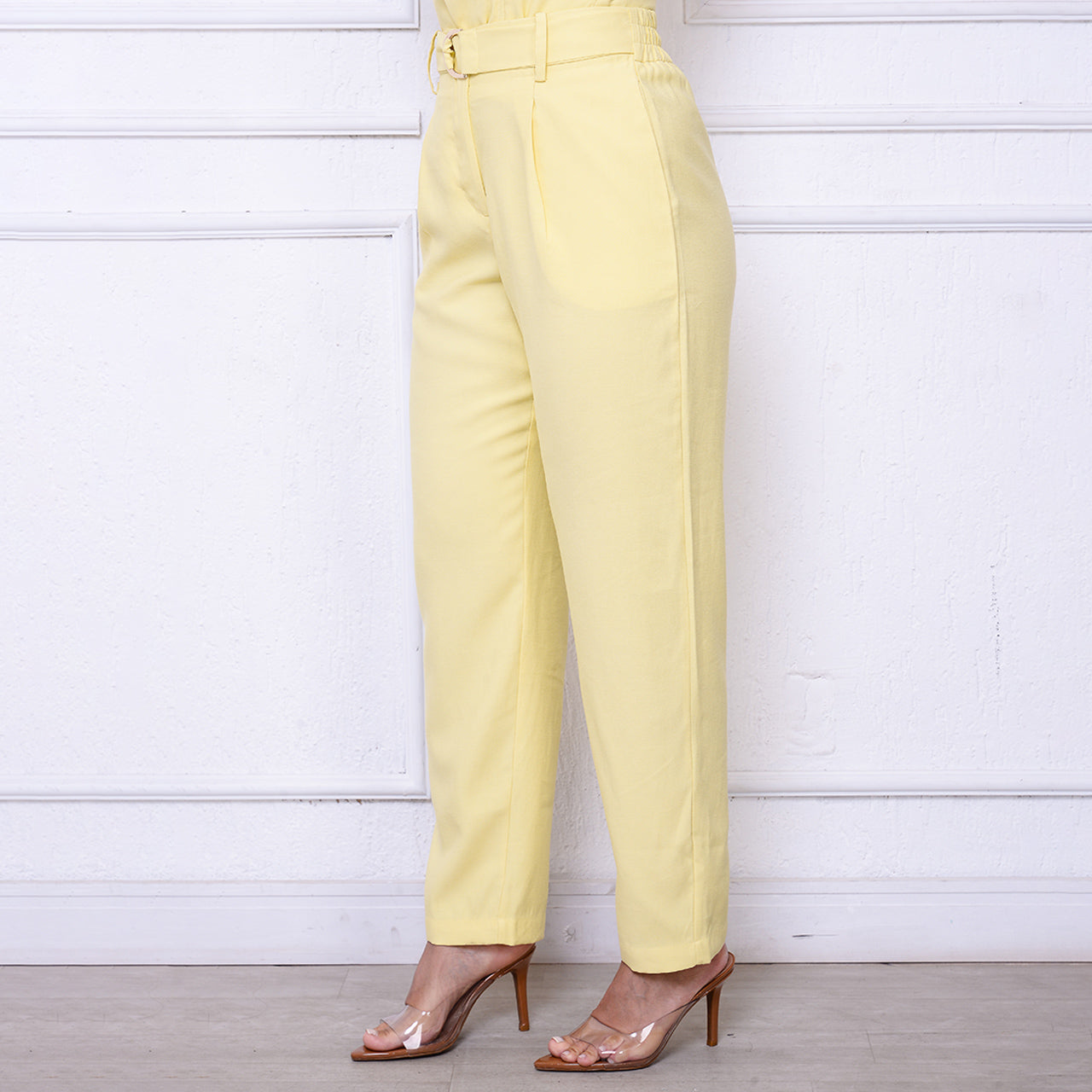 Calça Mirela BBonnie – Alfaiataria Sensorial com Cinto