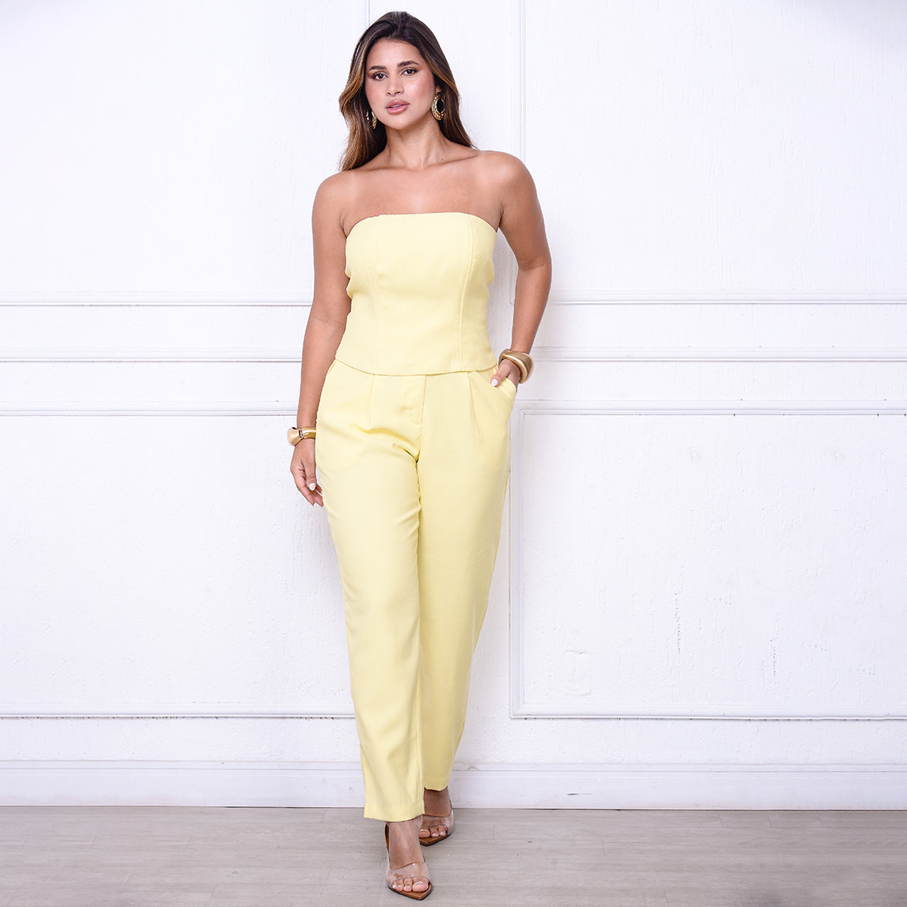 Calça Mirela BBonnie – Alfaiataria Sensorial com Cinto