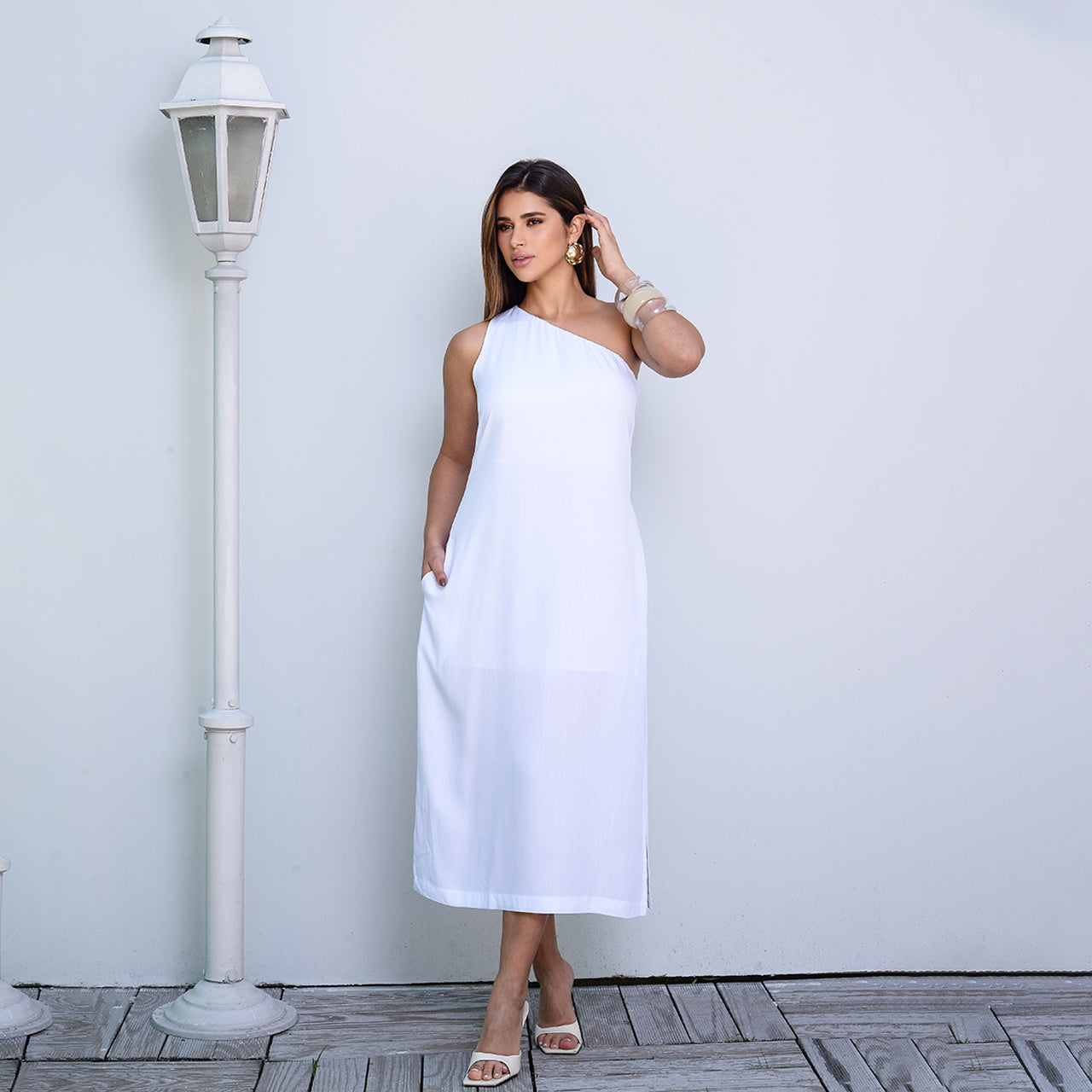 Vestido Midi Ombro Só BBonnie Leticia Branco