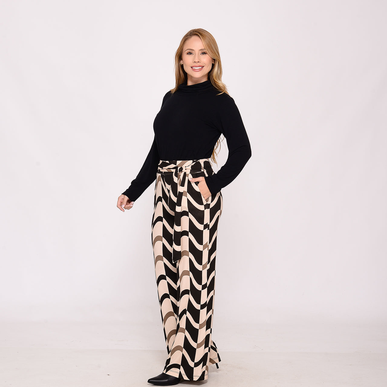 Calça Pantalona Cós Largo com Bolsos BBonnie Sheila