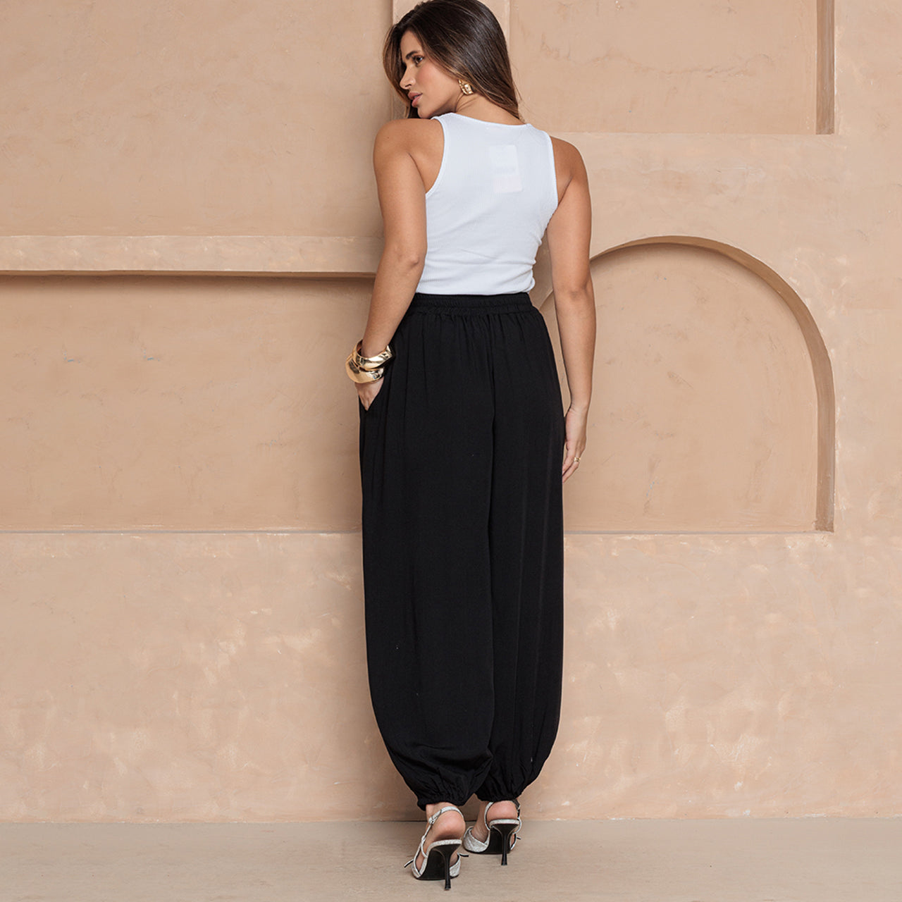 Calça Raissa – Modelo Aladim – BBonnie Bege B'Bonnie