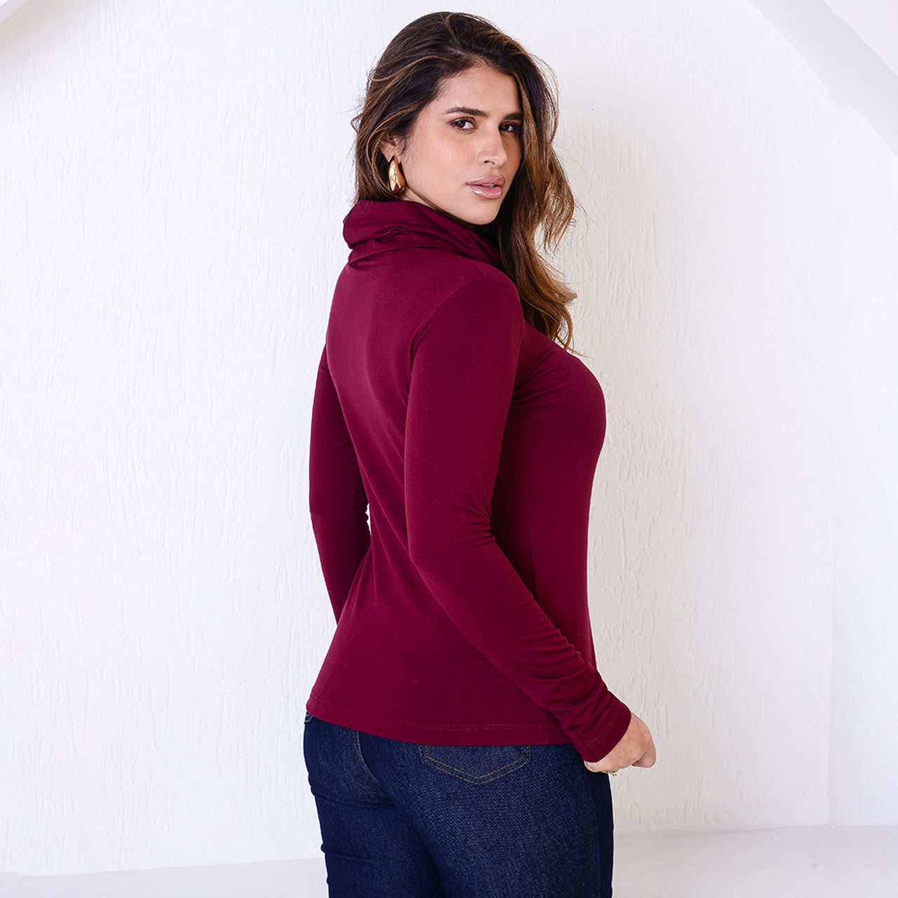 Blusa Gola Rolê Manga Longa BBonnie Lorena