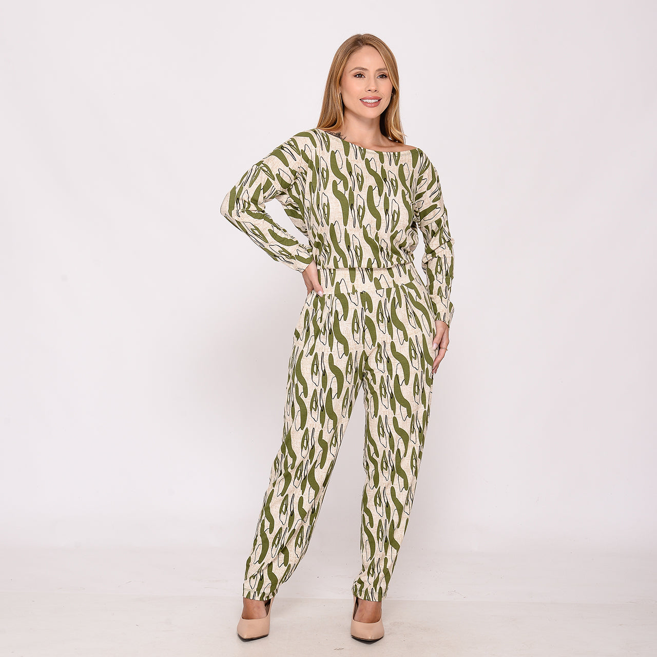 Macacão M/L Decote Canoa BBonnie Maitê  Estampados