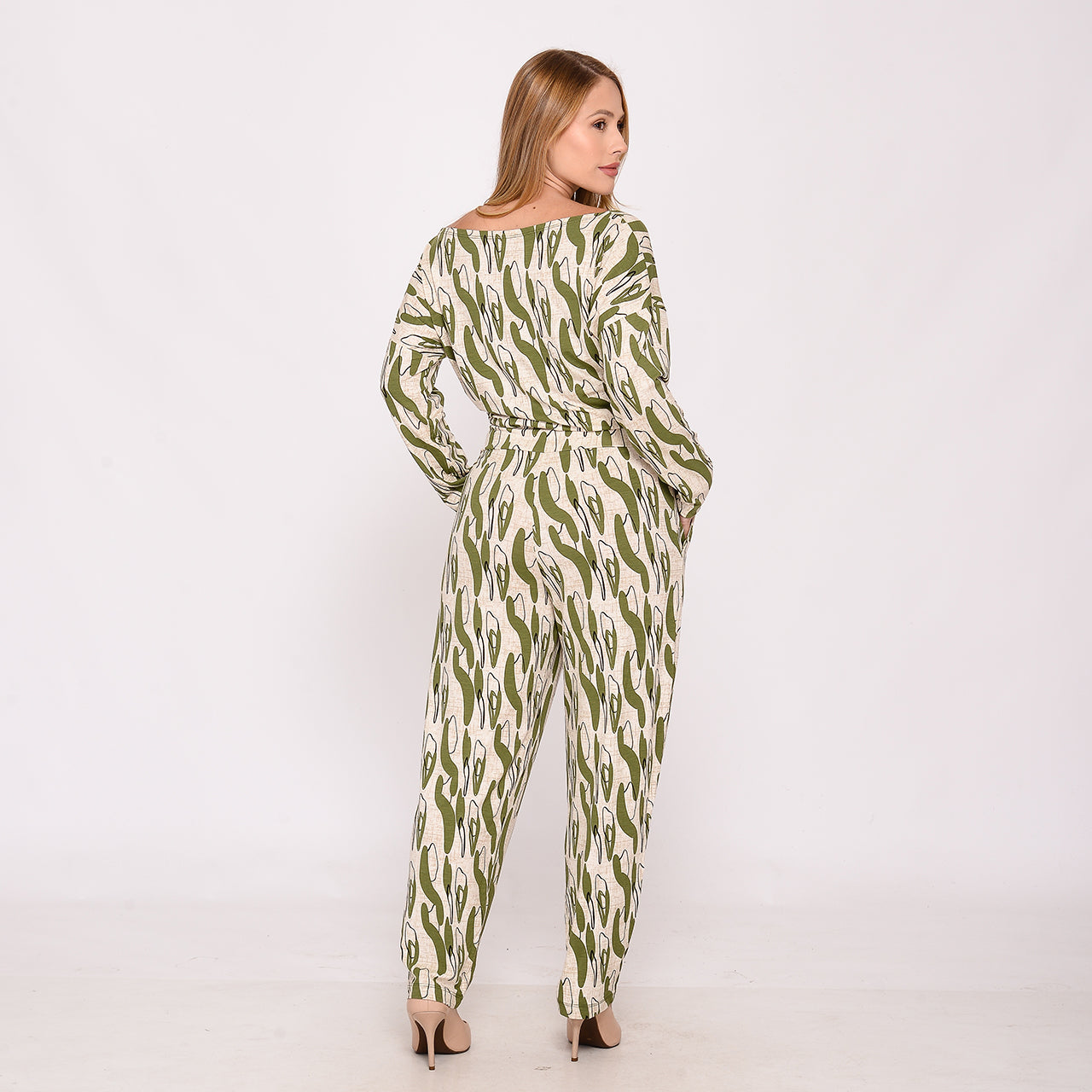 Macacão M/L Decote Canoa BBonnie Maitê  Estampados