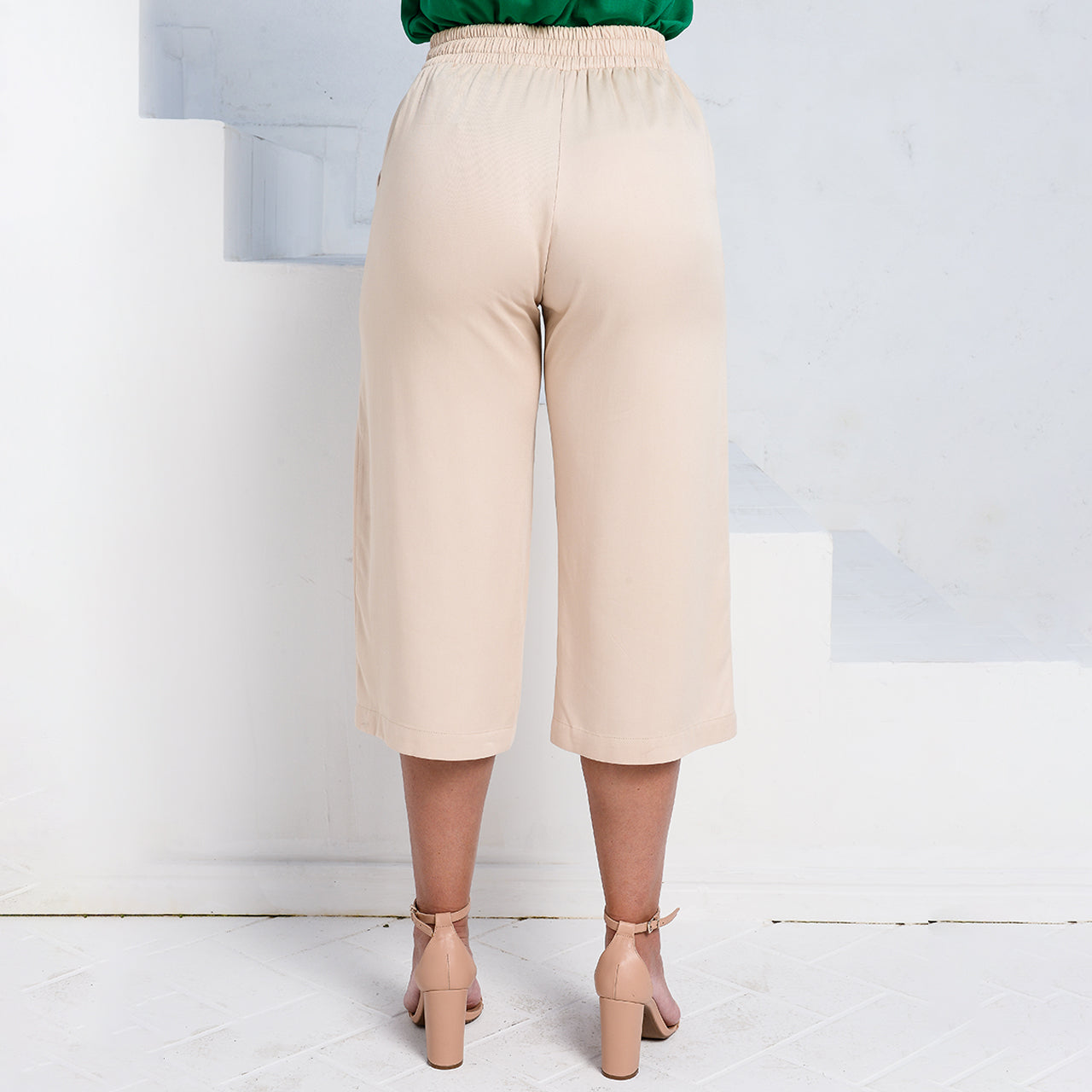 Calça Pantacourt Viscose Cós de Elástico BBonnie Cora