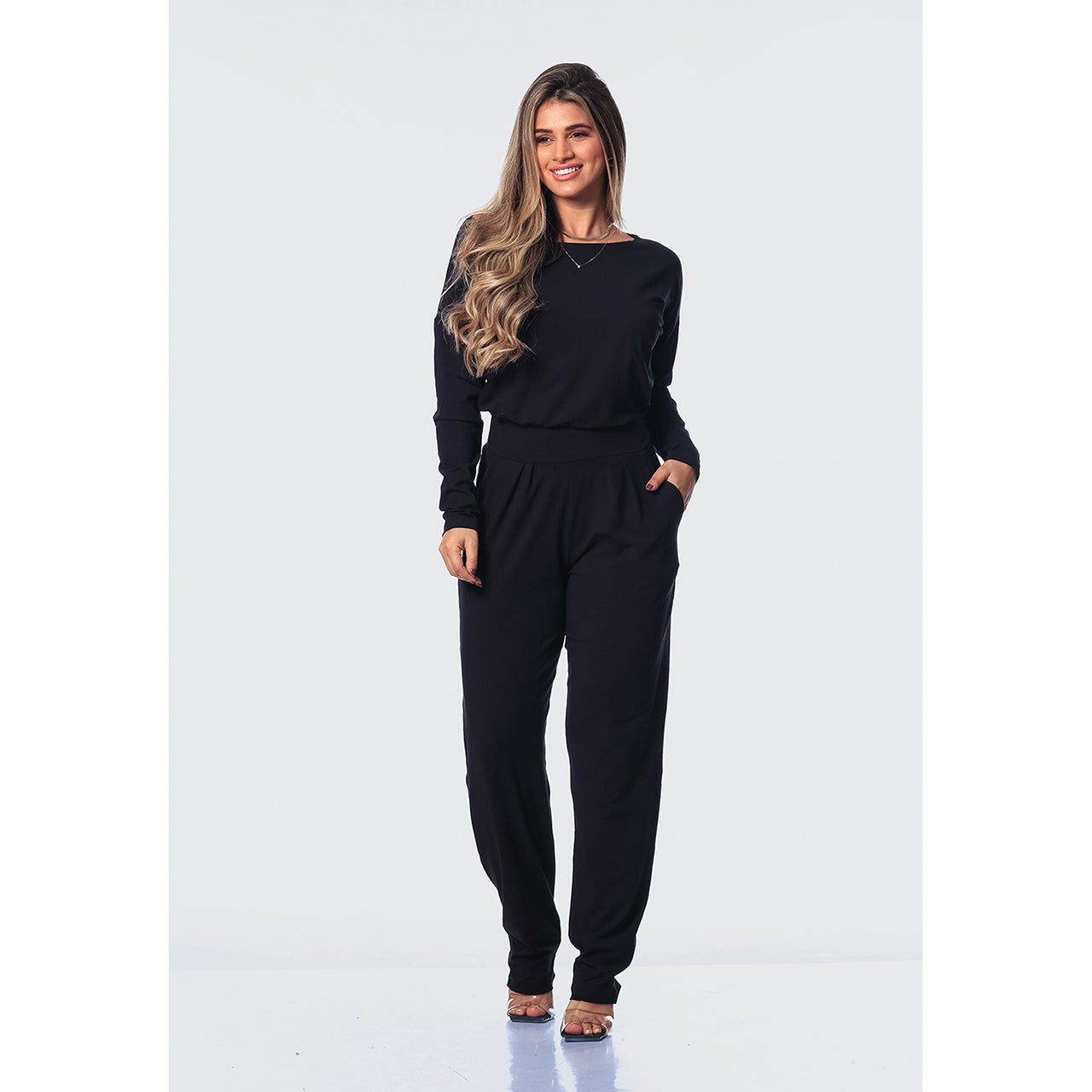 Macacão M/L Decote Canoa  BBonnie Maitê Preto