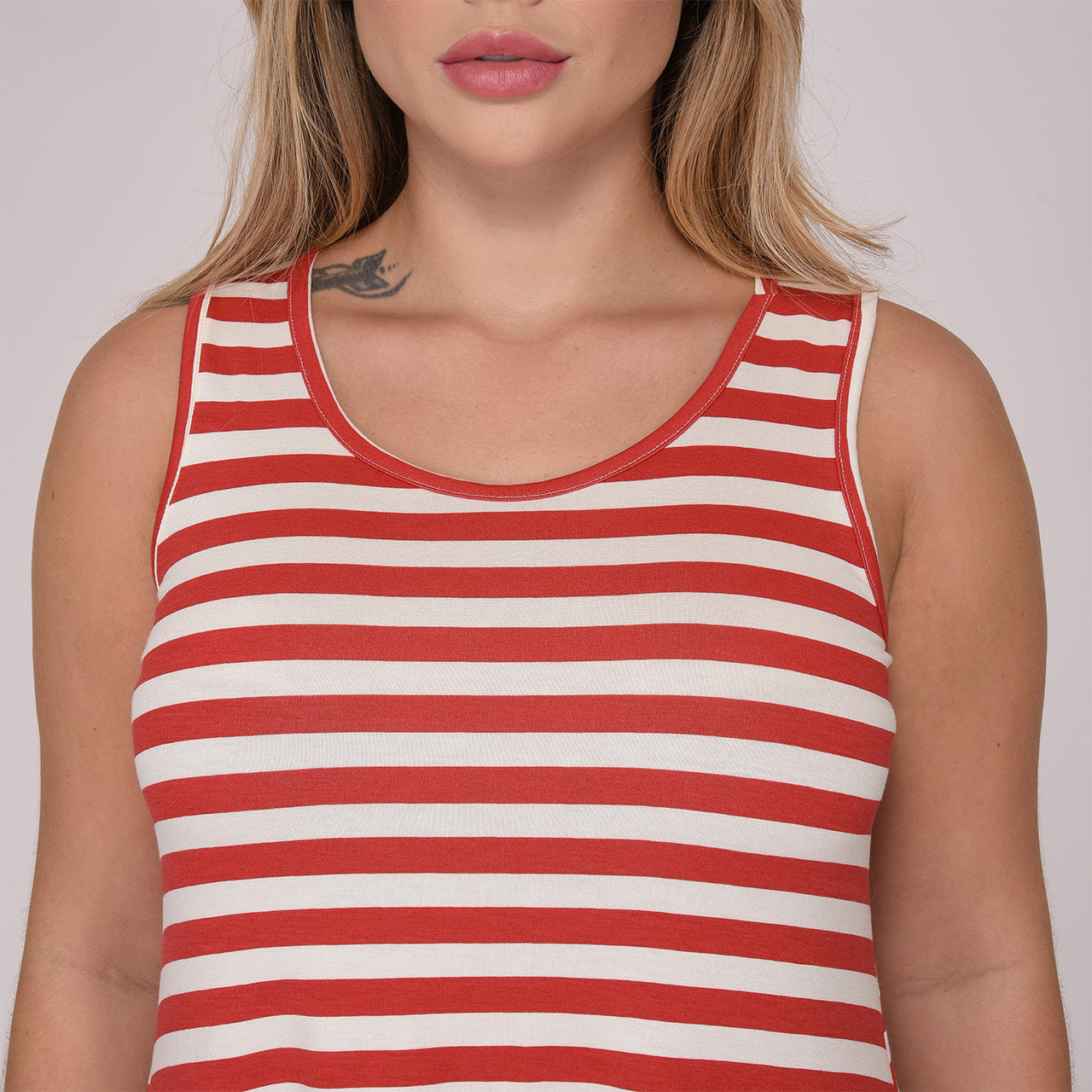 Vestido Curto Trapézio Sem Manga BBonnie Sophia Estampados